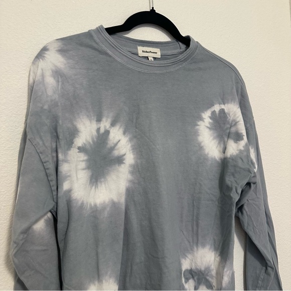 Richer Poorer The Relaxed Long Sleeve Pullover Top Blue Mirage Tie Dye Size S - Picture 5 of 8